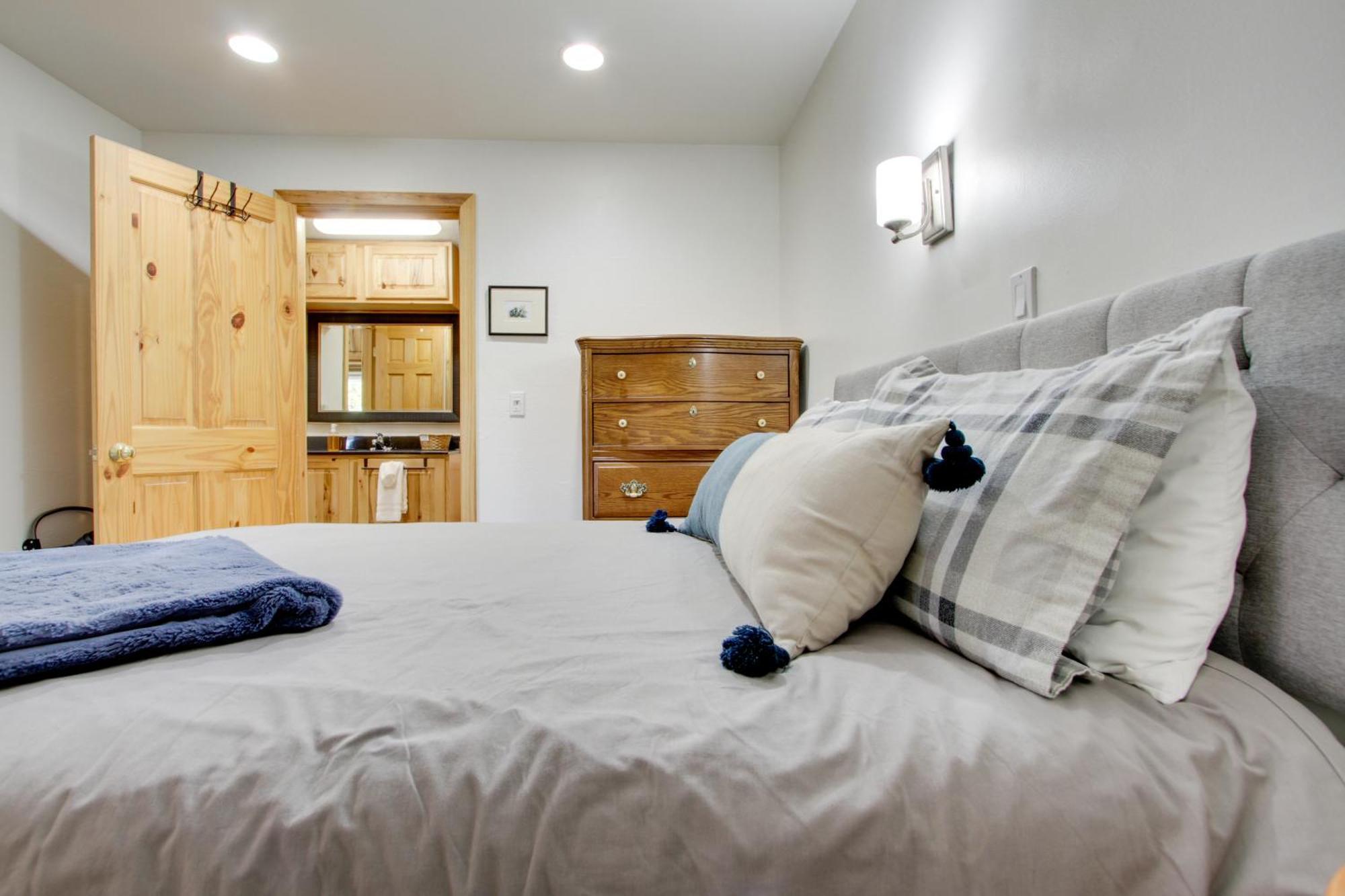 Modern Mountain-View Condo At Big Sky Resort! Exterior photo